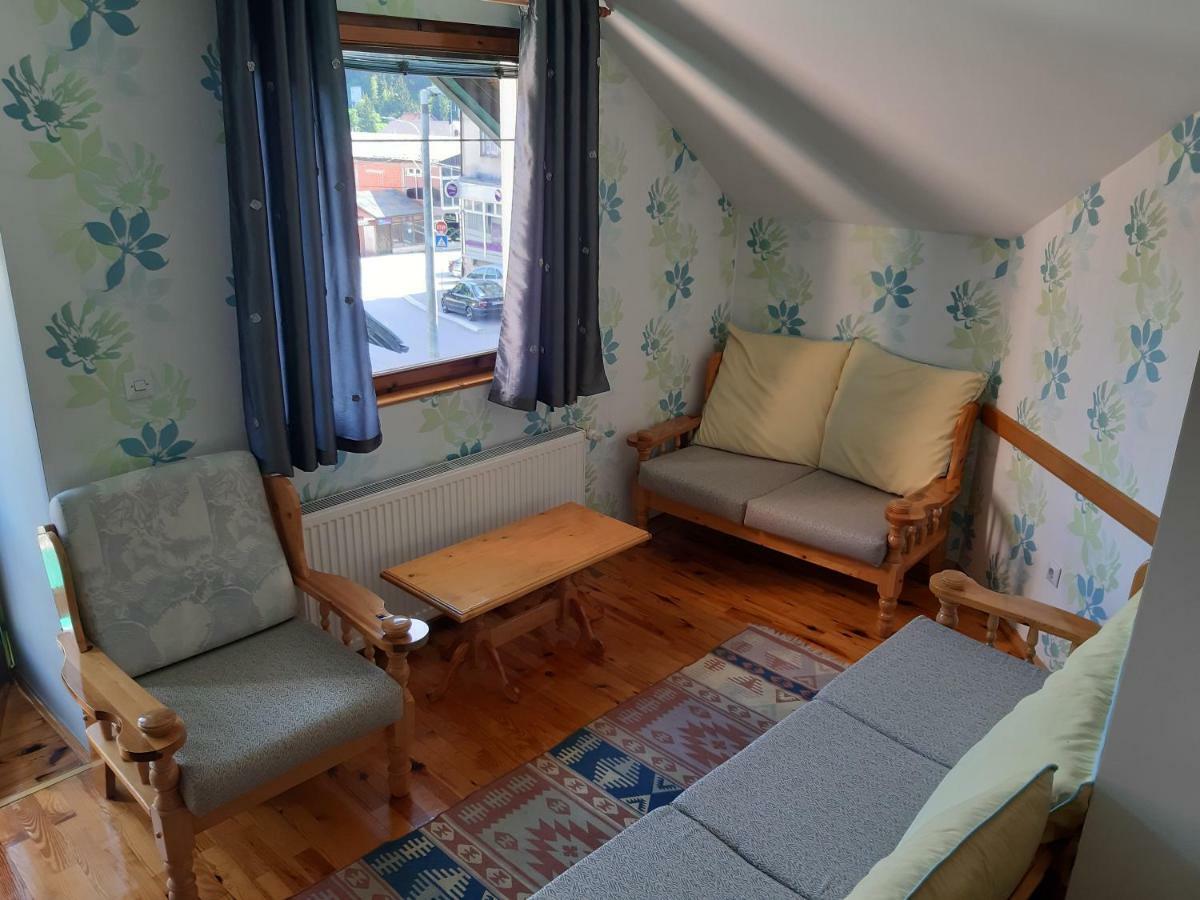 Caffe Pizzeria I Apartmani Bona Fides Nm Nova Varoš Kültér fotó