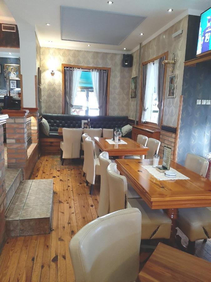 Caffe Pizzeria I Apartmani Bona Fides Nm Nova Varoš Kültér fotó